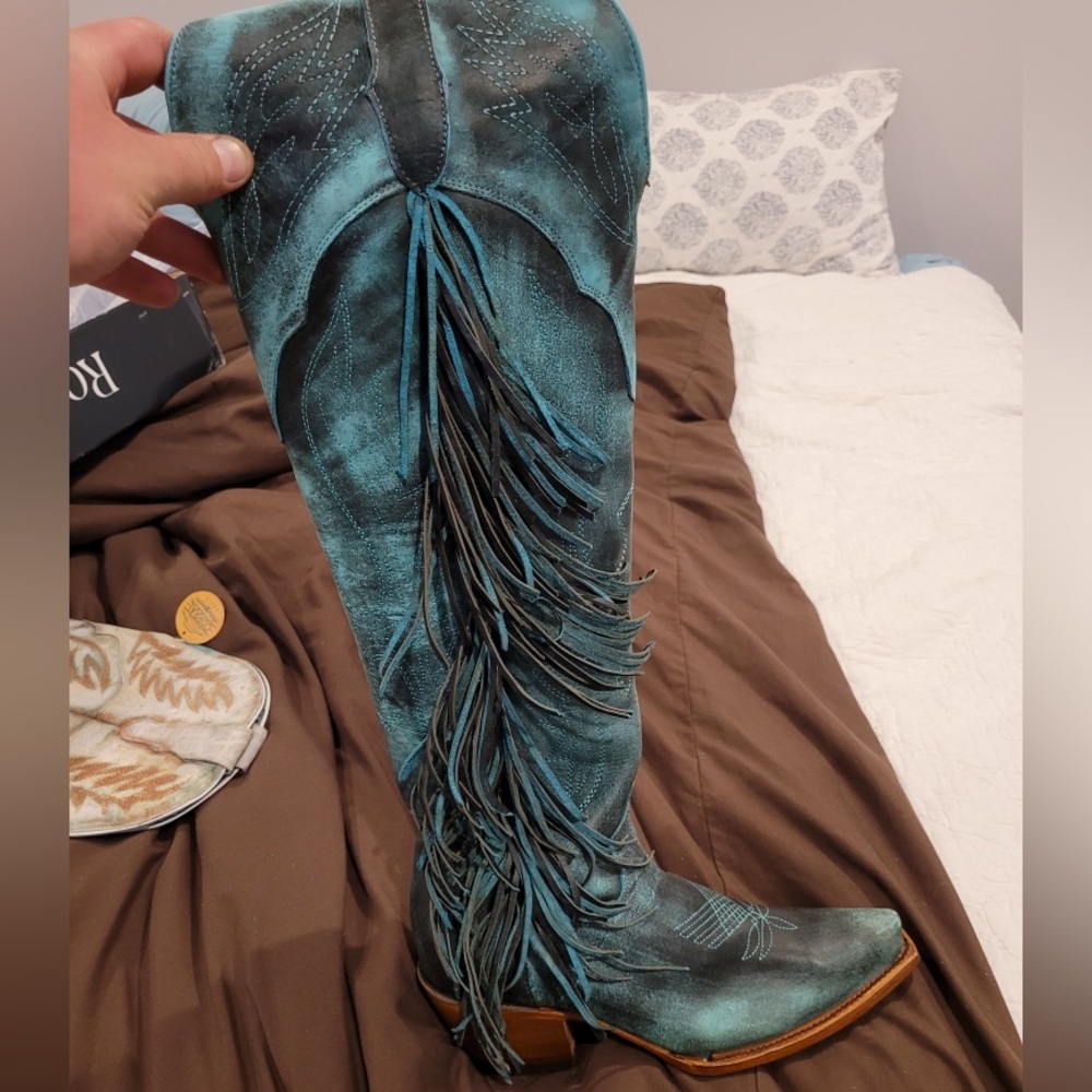 BNIB Rock ‘Em Turquoise Fringe Western Boots